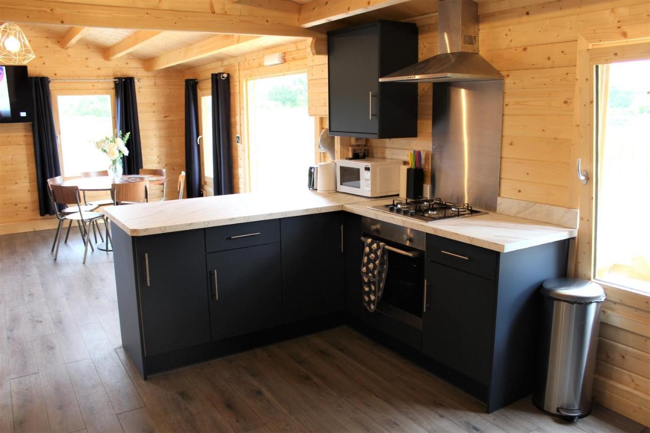 Inviting 3-Bedroom Lodge In Ashton Under Hill Ившам Екстериор снимка